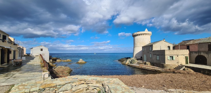 La photo du jour : l'admirable marine de Tollare