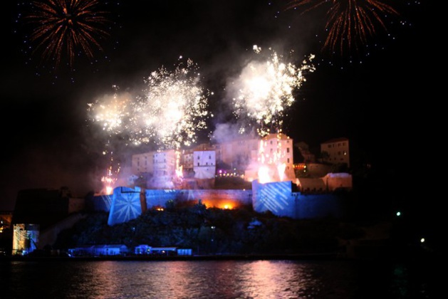 Magie de la pyrotechnie à Calvi