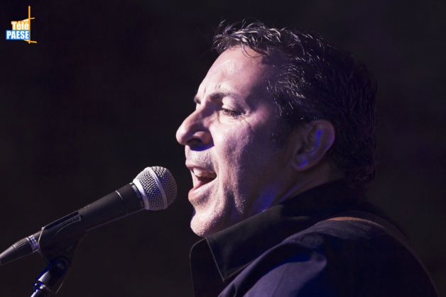 L'Isula : Jean Menconi et ses musiciens font le show Piazza Paoli L'Isula : Jean Menconi et ses musiciens font le show Piazza Paoli