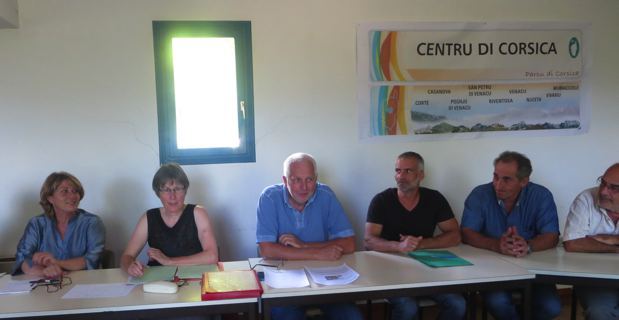 Elus de Femu a Corsica et socio-professionnels.
