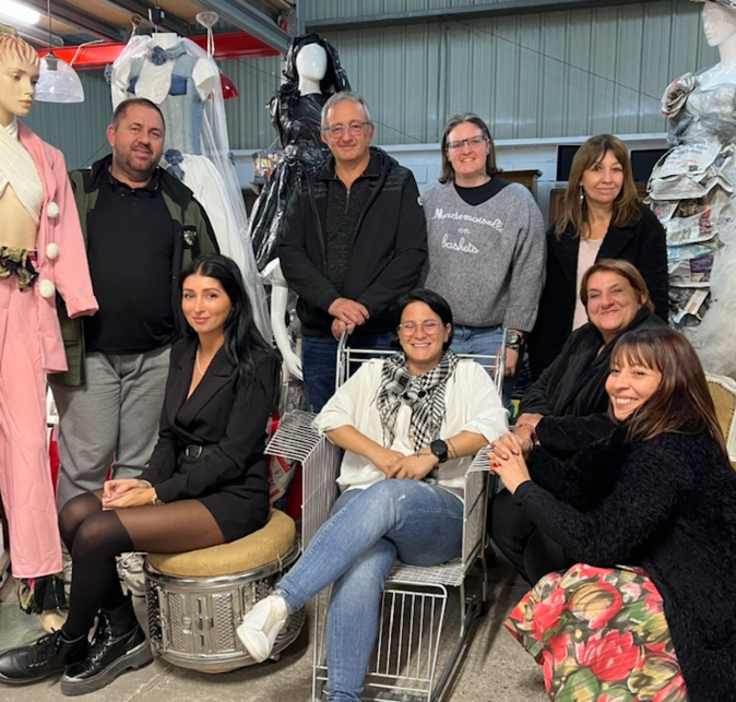 Une partie des équipes de la Recyclerie Créative de Curbara et de Corse Mobilité Solidaire Une partie des équipes de la Recyclerie Créative de Curbara et de Corse Mobilité Solidaire