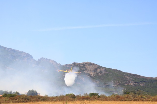 Les Canadair en action à Suare Les Canadair en action à Suare