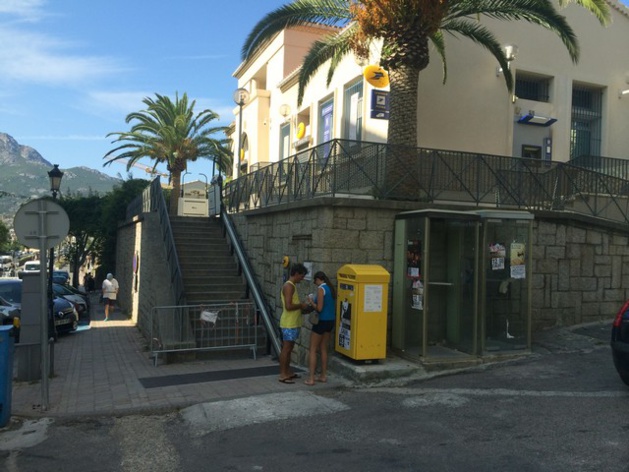 Braquage-éclair à la Poste de Calvi Braquage-éclair à la Poste de Calvi