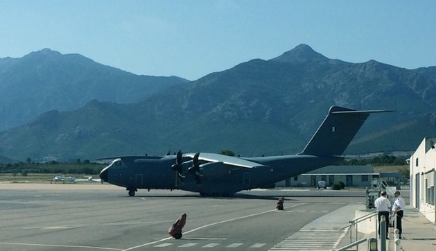 L'A400M véritable mastodonte des airs, s'est posé à Calvi L'A400M véritable mastodonte des airs, s'est posé à Calvi