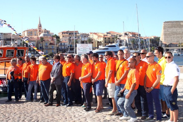 Thomas Dutronc parrain de la vedette SNS 128 « Notre-Dame de la Serra » de Calvi Thomas Dutronc parrain de la vedette SNS 128 « Notre-Dame de la Serra » de Calvi