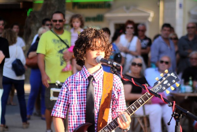 La course des garçons de café de L'Ile-Rousse à Benoît
