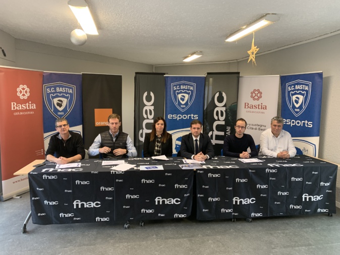 Le SCB et ses partenaires ont inauguré la Gaming Room au Centre Social Marchetti à Bastia. Le SCB et ses partenaires ont inauguré la Gaming Room au Centre Social Marchetti à Bastia.