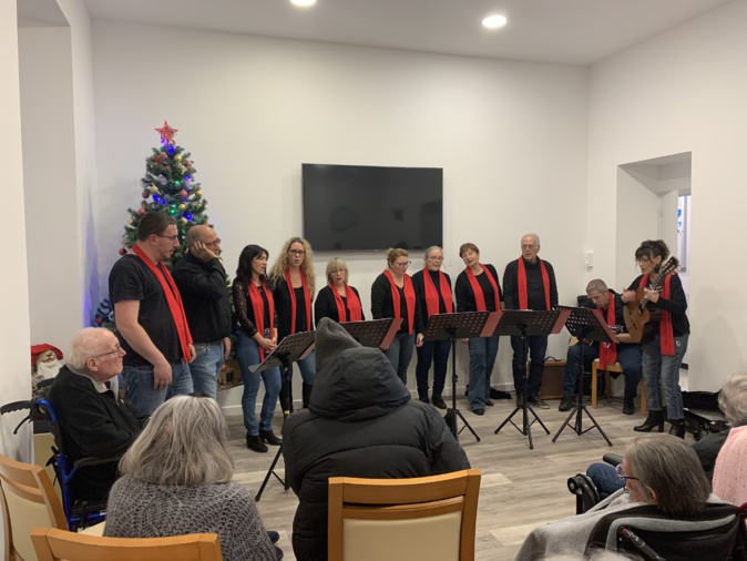 Bastia : « Sumente » cultive l’esprit de Noël dans les EHPAD Bastia : « Sumente » cultive l’esprit de Noël dans les EHPAD