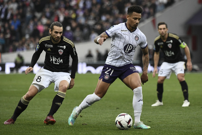 (Valentine CHAPUIS / AFP) (Valentine CHAPUIS / AFP)