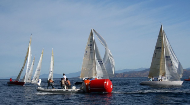 Voile : La Smeralda cup dans la baie de Calvi Voile : La Smeralda cup dans la baie de Calvi