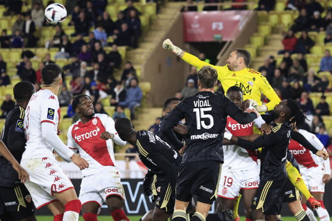 Benjamin Leroy : une après-midi cauchemar au stade Louis II (Photo Valery Hache / AFP) Benjamin Leroy : une après-midi cauchemar au stade Louis II (Photo Valery Hache / AFP)
