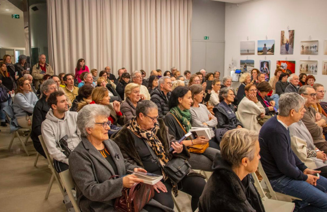 Héloïse d'Ormesson : "Marche ou Rêve de Ferdinand Laignier-Colonna-Cesari, c'est le livre d'un homme debout" Héloïse d'Ormesson : "Marche ou Rêve de Ferdinand Laignier-Colonna-Cesari, c'est le livre d'un homme debout"