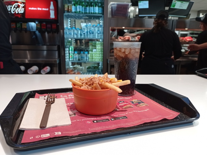 La vaisselle réutilisable est enfin arrivée dans les fast-foods corses La vaisselle réutilisable est enfin arrivée dans les fast-foods corses