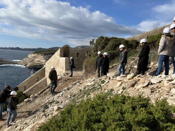 La visite de chantier du jeudi 26 janvier. La visite de chantier du jeudi 26 janvier.