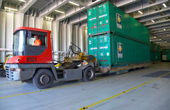 Corsica Ferries se diversifie dans le fret avec un navire roulier innovant Corsica Ferries se diversifie dans le fret avec un navire roulier innovant