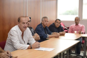 Ajaccio : La Rocade bloquée dès jeudi pour protester contre l'ouverture dominicale des grandes surfaces Ajaccio : La Rocade bloquée dès jeudi pour protester contre l'ouverture dominicale des grandes surfaces