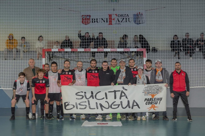 Un partenariat entre Bunifaziu Futsal et le Collectif Parlemu Corsu