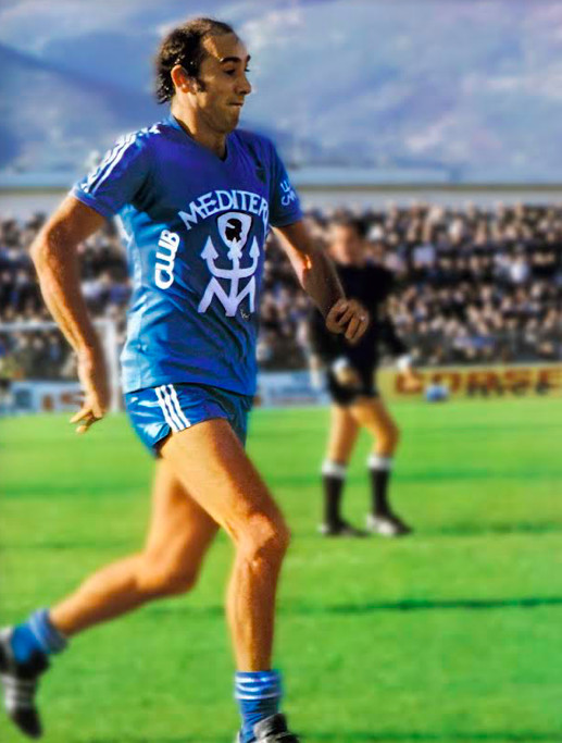 Portivechju : Une messe en la mémoire de Claude Papi | Brèves | Corse Net Infos - Pure player corse