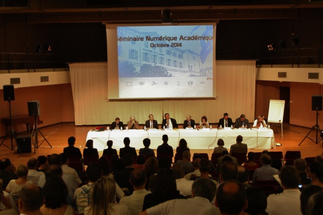 Le numérique au cœur de l'enseignement :  Un enjeu majeur pour la réussite des élèves