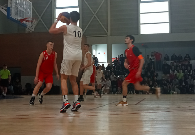 200 jeunes basketteurs réunis à Ajaccio pour le Championnat de France UNSS 200 jeunes basketteurs réunis à Ajaccio pour le Championnat de France UNSS