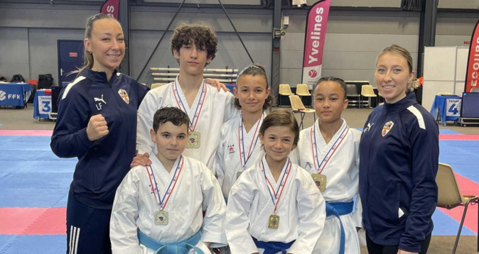 Les jeunes médaillés ajacciens entre Aleandra et Laetitia Feracci Les jeunes médaillés ajacciens entre Aleandra et Laetitia Feracci