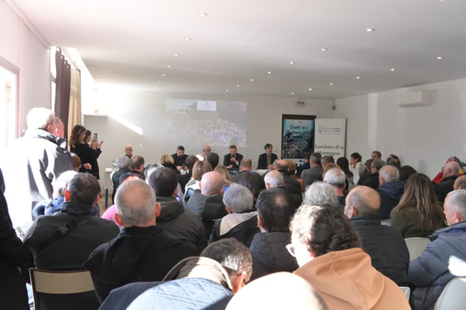 De nombreux élus ont participé aux assises De nombreux élus ont participé aux assises