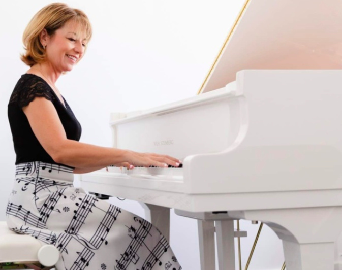 Emmanuelle Mariini Emmanuelle Mariini