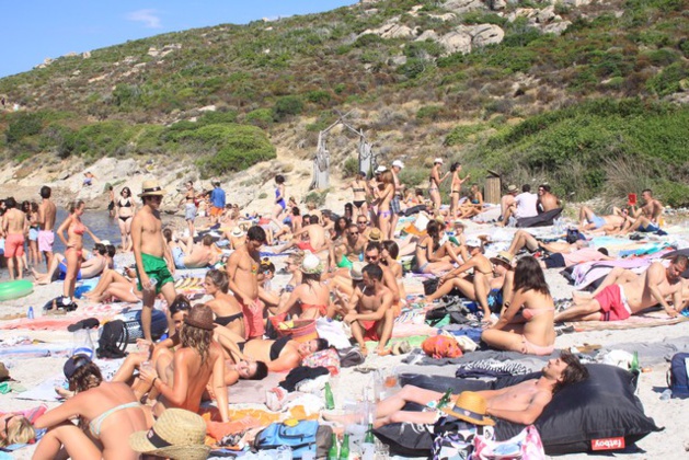 La paillote de la Revellata "Mare a Beach" à nouveau sous les feux de l'actualité La paillote de la Revellata "Mare a Beach" à nouveau sous les feux de l'actualité