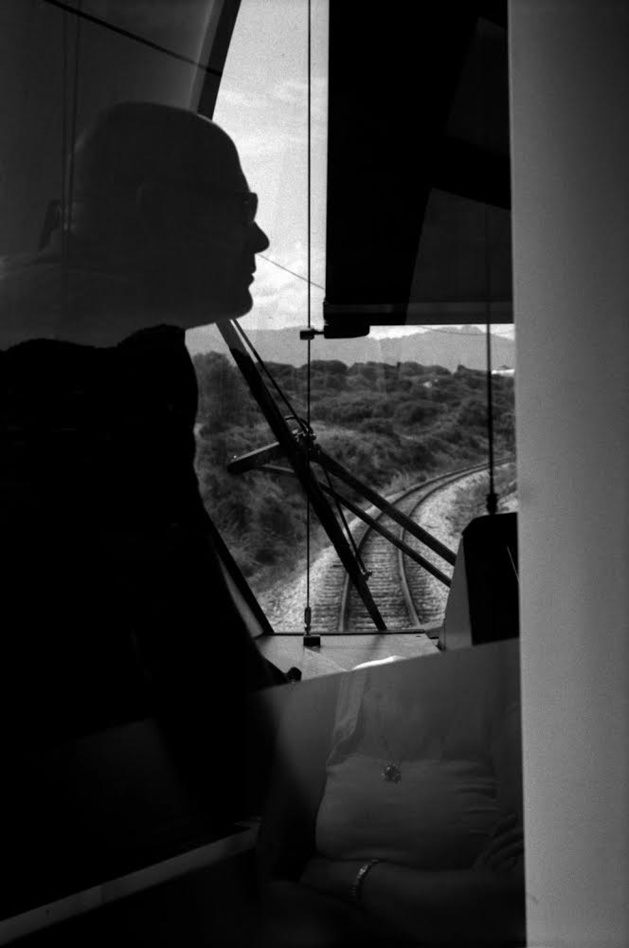 PRES DE CALVI, extrait de la série "Le train du coeur" 2013 - Collection du Centre Méditerranéen de la Photographie. Jane Evelyn Atwood