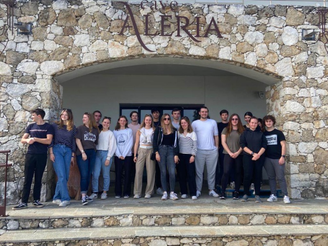 Aleria : Les Jeunes Agriculteurs de Corse partagent leur savoir-faire avec les étudiants de Corte Aleria : Les Jeunes Agriculteurs de Corse partagent leur savoir-faire avec les étudiants de Corte