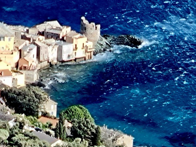 La photo du jour : Erbalonga sott'u ventu La photo du jour : Erbalonga sott'u ventu