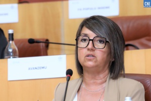 Véronique Pietri. Photo Michel Lucioni. Véronique Pietri. Photo Michel Lucioni.