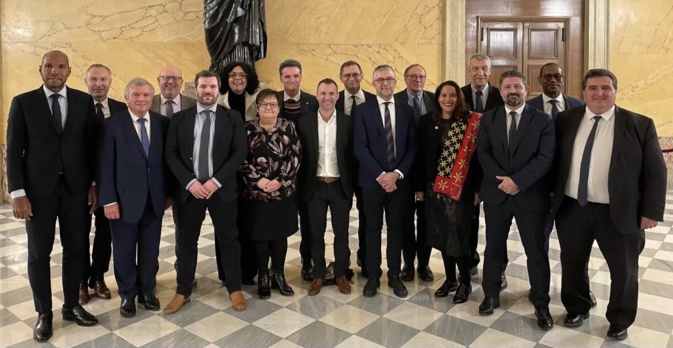 Le groupe LIOT dont font partie les trois députés nationalistes corses. Le groupe LIOT dont font partie les trois députés nationalistes corses.