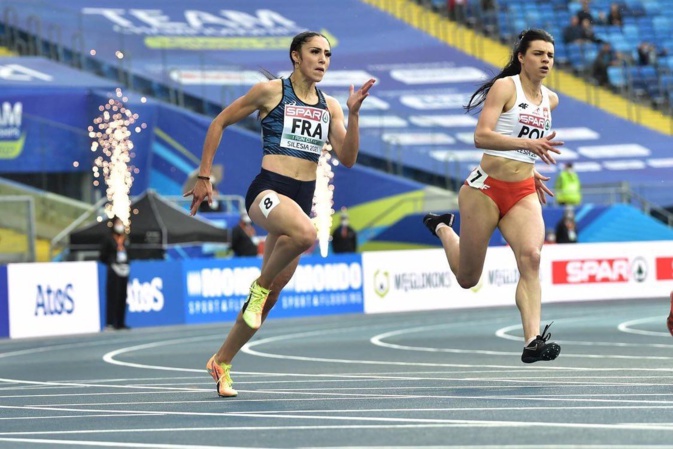 A gauche, Wided Atatou. Photo : FFA Athlétisme A gauche, Wided Atatou. Photo : FFA Athlétisme