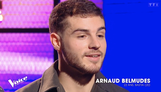 VIDEOS -The Voice : Julie passe, Arnaud cale VIDEOS -The Voice : Julie passe, Arnaud cale