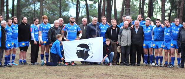 Une minute de silence a été observée au coup d'envoi à la mémoire de Claude Ragazacci Une minute de silence a été observée au coup d'envoi à la mémoire de Claude Ragazacci