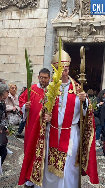 EN IMAGES - Des fidèles nombreux à Bastia pour célébrer le dimanche des Rameaux