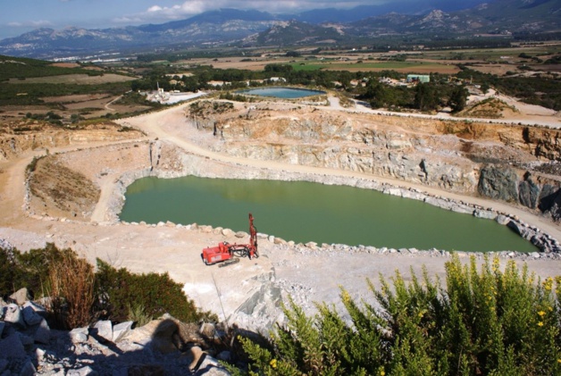 Des étudiants de l'Université de Corte visitent la Sablière de Balagne Des étudiants de l'Université de Corte visitent la Sablière de Balagne