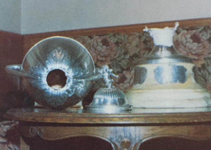 La coupe de France avait été brisée La coupe de France avait été brisée