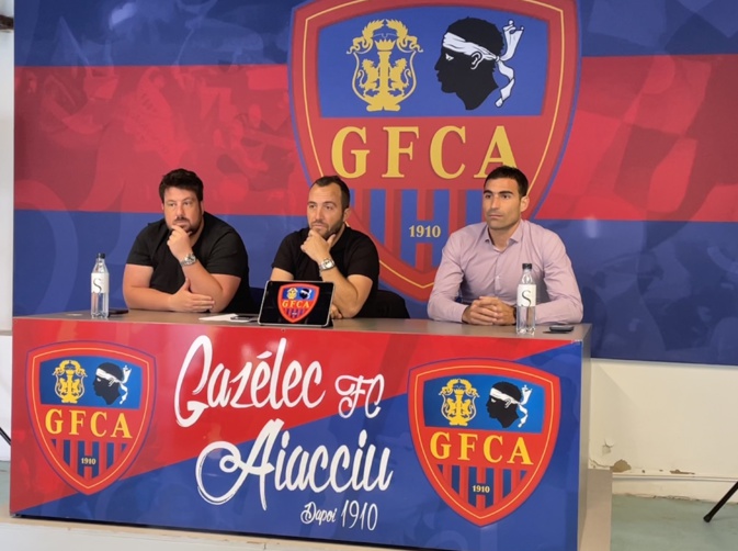 La conference de presse de ce lundi La conference de presse de ce lundi