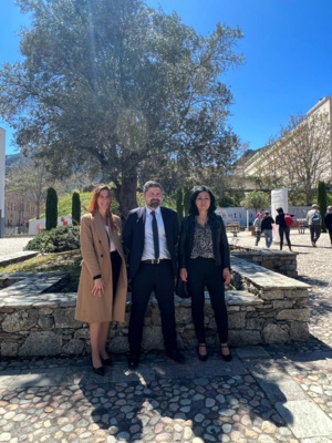 Jean-Félix Acquaviva, au centre. Jean-Félix Acquaviva, au centre.