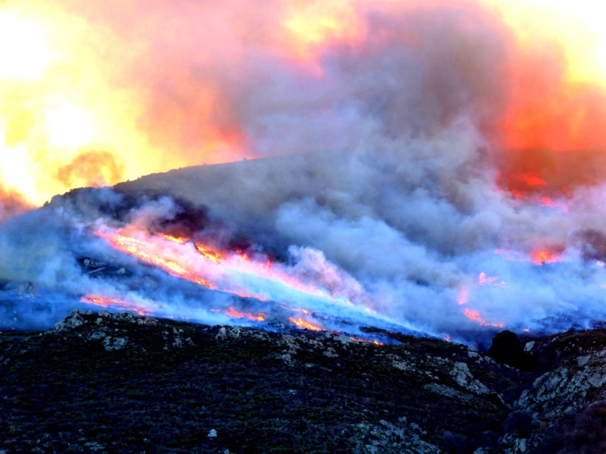 Le feu de Ville-di-Paraso le 20 octobre 2017 : une image que les balanins ne sont pas pressés de revoir