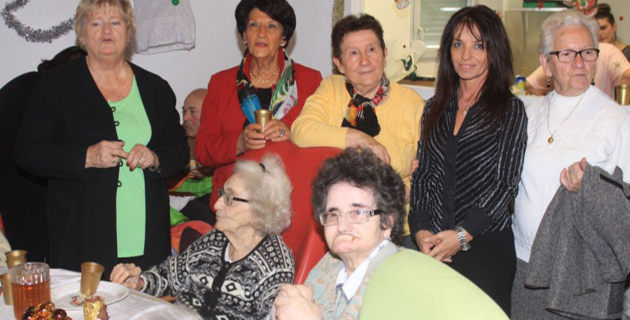Noël à l'unité de soins de longs séjours du centre hospitalier Calvi-Balagne