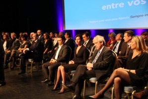 Ajaccio : Laurent Marcangeli présente sa liste et dépose plainte contre Simon Renucci Ajaccio : Laurent Marcangeli présente sa liste et dépose plainte contre Simon Renucci