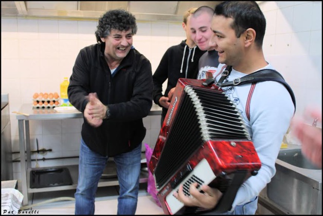 Albitreccia : Pulenta nustrale à Agosta-Plage Albitreccia : Pulenta nustrale à Agosta-Plage