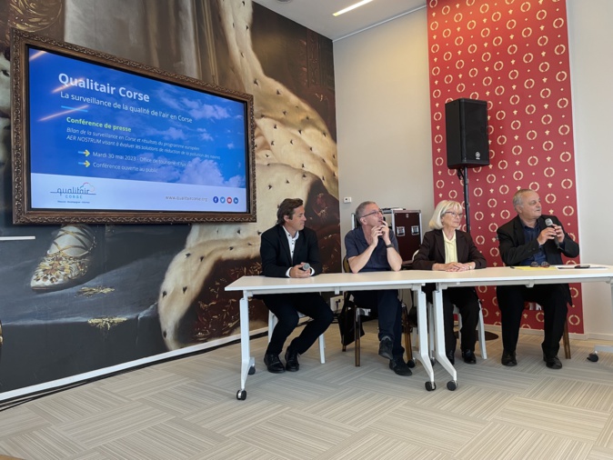 La conférence de presse, Qualitair Corse La conférence de presse, Qualitair Corse