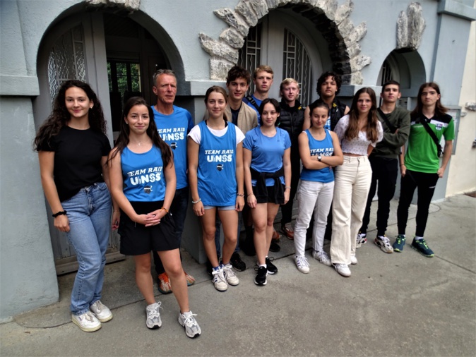 Les élèves de la section montagne du lycée Pascal-Paoli de Corte (Photo Mario Grazi) Les élèves de la section montagne du lycée Pascal-Paoli de Corte (Photo Mario Grazi)