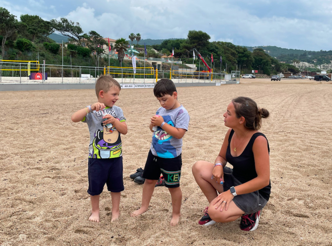 Agressée au stade François Coty lors du match ACA-OM, la famille du petit Kenzo témoigne Agressée au stade François Coty lors du match ACA-OM, la famille du petit Kenzo témoigne