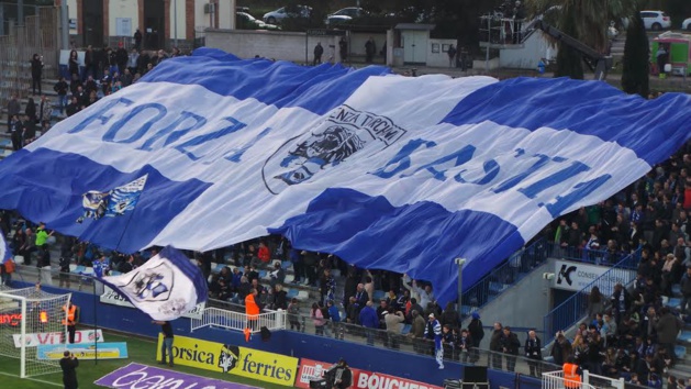 Sporting-Paris : L'exploit pour les "Bleus" Sporting-Paris : L'exploit pour les "Bleus"