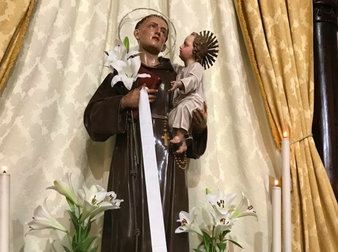 Saint-Antoine célébré par des centaines de Bastiais Saint-Antoine célébré par des centaines de Bastiais